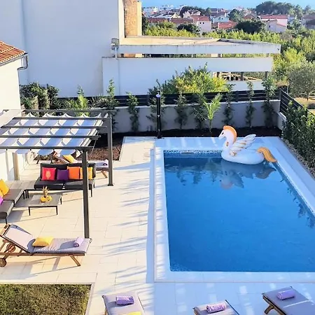 New 2020! 4* Ivona With Pool And Jacuzzi