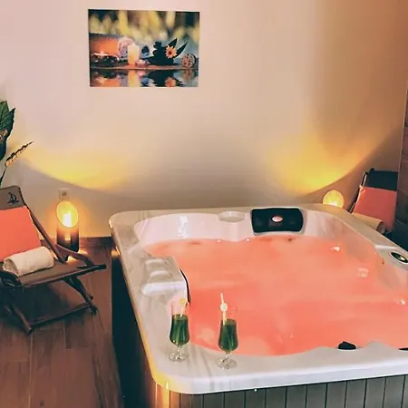 New 2020! 4* Ivona With Pool And Jacuzzi * זאדאר